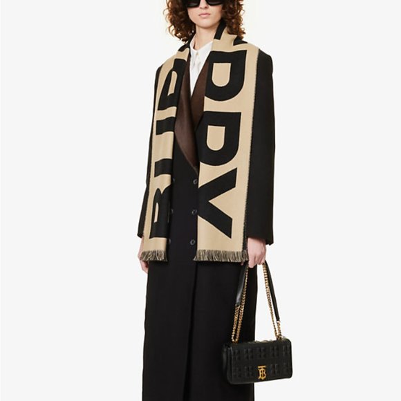 NWT BURBERRY Logo Fringed Wool Jacquard Scarf - Beige Black - Picture 4 of 14